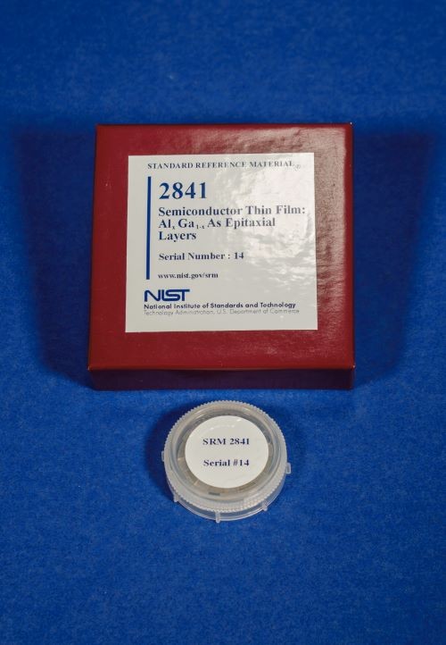 SRM 2841  半導體薄膜：Alx鎵1-xAs外延層(Al摩爾分數(shù))x (接近0.20)